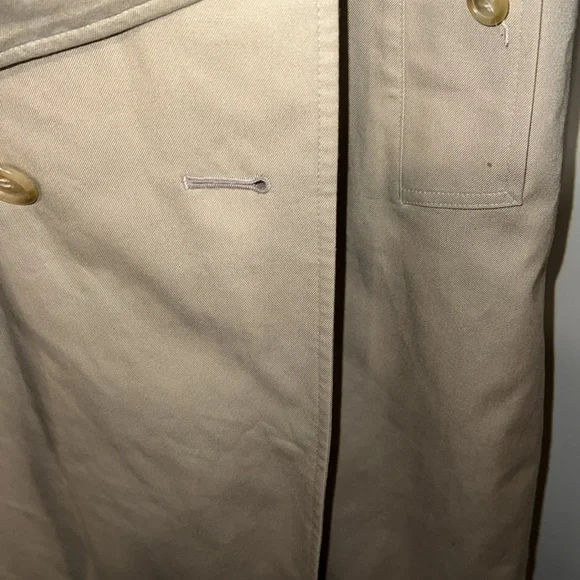Vintage Burberry tan trench coat 80s - Picture 3 of 12